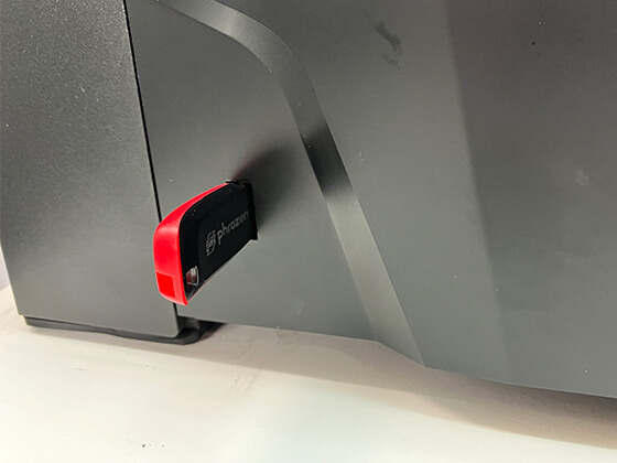 USBメモリースティックからの造形1